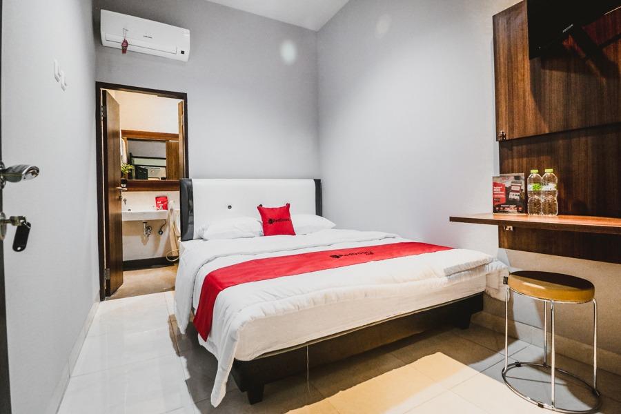 Reddoorz Near Kebon Jeruk Jakarta Kültér fotó